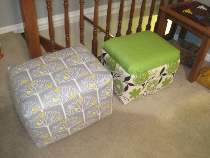 Ottoman with built-in cooler compartment