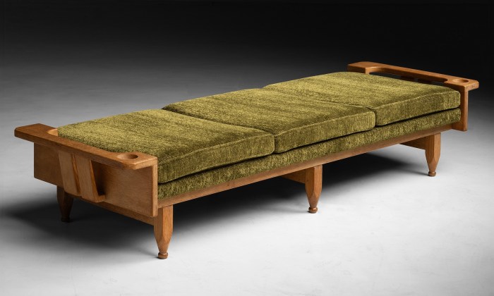 Cynthia Rowley Coco Velvet Pink Daybed