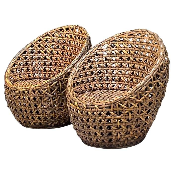 Hanging rattan pod chair for indoor use